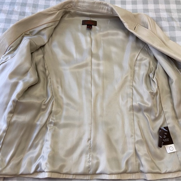 Danier nude genuine leather blazer soft jacket beige/cream ecru off white large - Picture 5 of 16